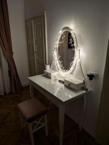 Elfriede 1912 two bedroom apartment