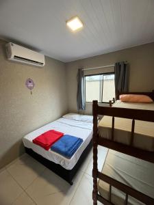 Aconchegante casa com piscina no melhor Balneário de Itapoá