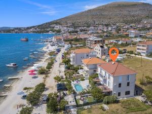 Apartments Ginna