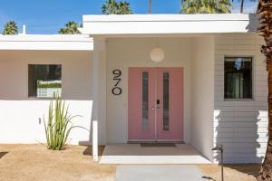 Palm Breeze by ACME House Company