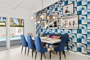 Palm Breeze by ACME House Company