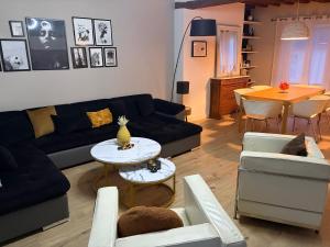 Le Royal Deluxe Fontainebleau Centre #Chateau #Insead