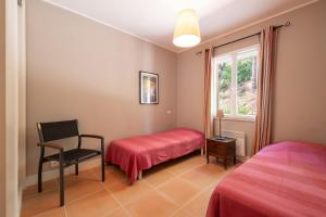 Elegant 4 bedroom villa in a quiet area with swimming pool