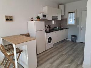 Studio équipé proche plage et commerces Rosas santa margarida