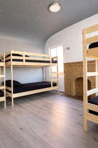 Hoover Stay Close to Bus Routes