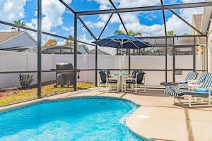 5-Bedroom Villa with Private Pool & Game Room in Lake Berkley Resort Near Disney