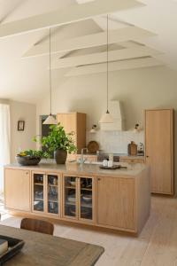 Modern Beach House In North Zealand