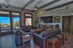 Seaside Hacienda 6 Bedrooms