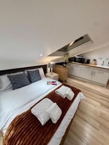 Stockwell Residences - Skyline Loft Studio
