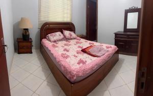 Casa com piscina churrasqueira perto de cachoeira