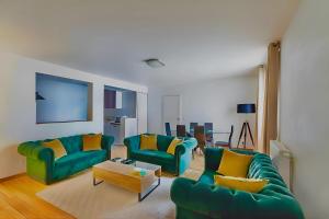 Spacious Apartment - Eiffel Tower