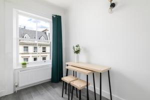 Prince of Wales Apartments