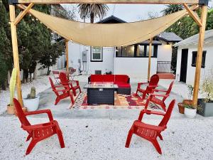 Charming Craftsman - Beach Close