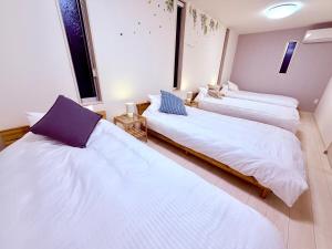 New Open Riverside House for 10 Guests Near Najima Station Parking