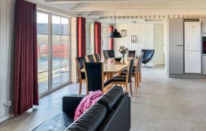 Amazing Home In Ringkøbing With Kitchen