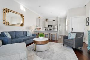 Rooftop Patio Unparalleled Views in 3-story Home