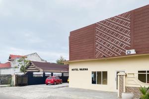 RedDoorz at Hotel Warna Palopo