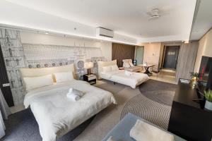 Spacious Family & Group Stay with City View near Airport, City of Dreams, Solaire, Okada, Mall Of Asia, and Ayala Malls