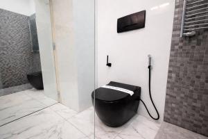 Luxury Apartment in Via dei Cartari Spacious, Elegant, Central Rome