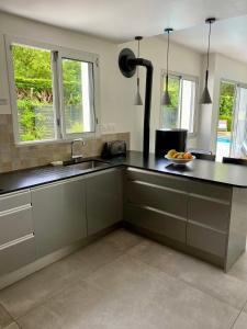 House With Private Pool And Spa In Carnac