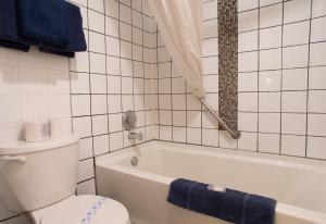 EasyStay Inn & Suites Fernie