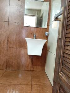 Edayan Meadows - 4-Bedroom Private Pool Villa in Vagamon