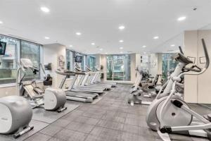 BC Place & Rogers Arena Downtown Modern Condo