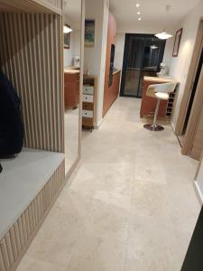 Beautiful two-room apartment with sea and mountain views