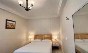Khongor Guest house & Tours