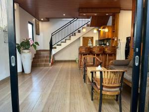 Shiva Ubud And Kundalini Reiki by EPS