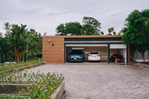 Porsampao Luxury Villa