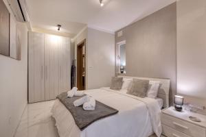Misfits Studio Suites 2 by Solea Holiday Homes