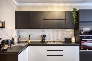 Misfits Studio Suites 2 by Solea Holiday Homes