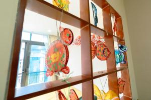 Leng Viethome - City Street View Stay - 2 Beds - Sofa Bed - Night Market