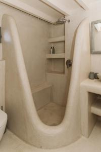 Pano Meria Cave House One in Oia