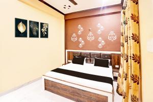 Hotel O Holiday Hotel & Restaurant