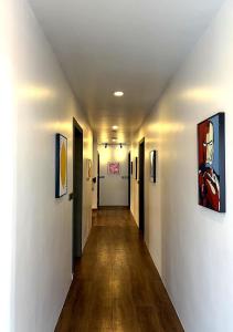 The Spicy Traveller Hotel, Hostel & Guesthouse