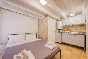 Balastro Design Rooms - Venice City Center