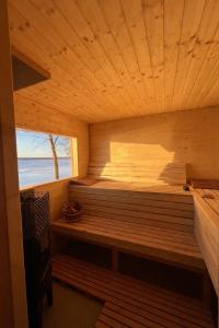 Domek nad jeziorem Gołdopiwo