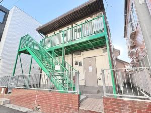 Private Apartment 5 Min to Narita Station 10 Min to Airport Washer & Dryer FUDOHAIM