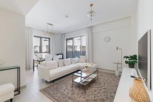 Free Housekeeping Visits During Your Stay - StayShort - Spacious 3BR Dubai Creek Harbour Stay Sleeps 6