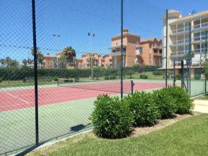 Marina de Islantilla Primera Linea de Playa con Terraza Piscina y Parking