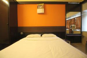 HOTEL GOLDEN PALACE PVT LTD