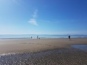 CABIN 9 Pet friendly Family glamping Seaview