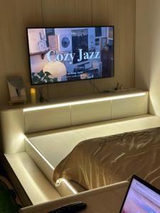 Genz Homestay - Vinhomes Smartcity