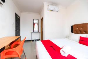 RedDoorz near RSIA Andini Pekanbaru