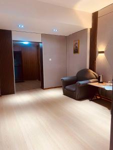 Ayanchin Hotel