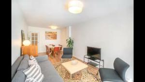 The Comfortable Apartment by Clabao