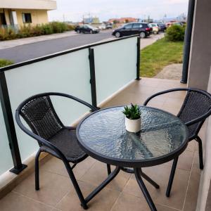 Vivamus Garden Retreat - Studio with Terace & Parking