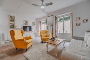 Bright and Cozy 2BD 2BT GranVia